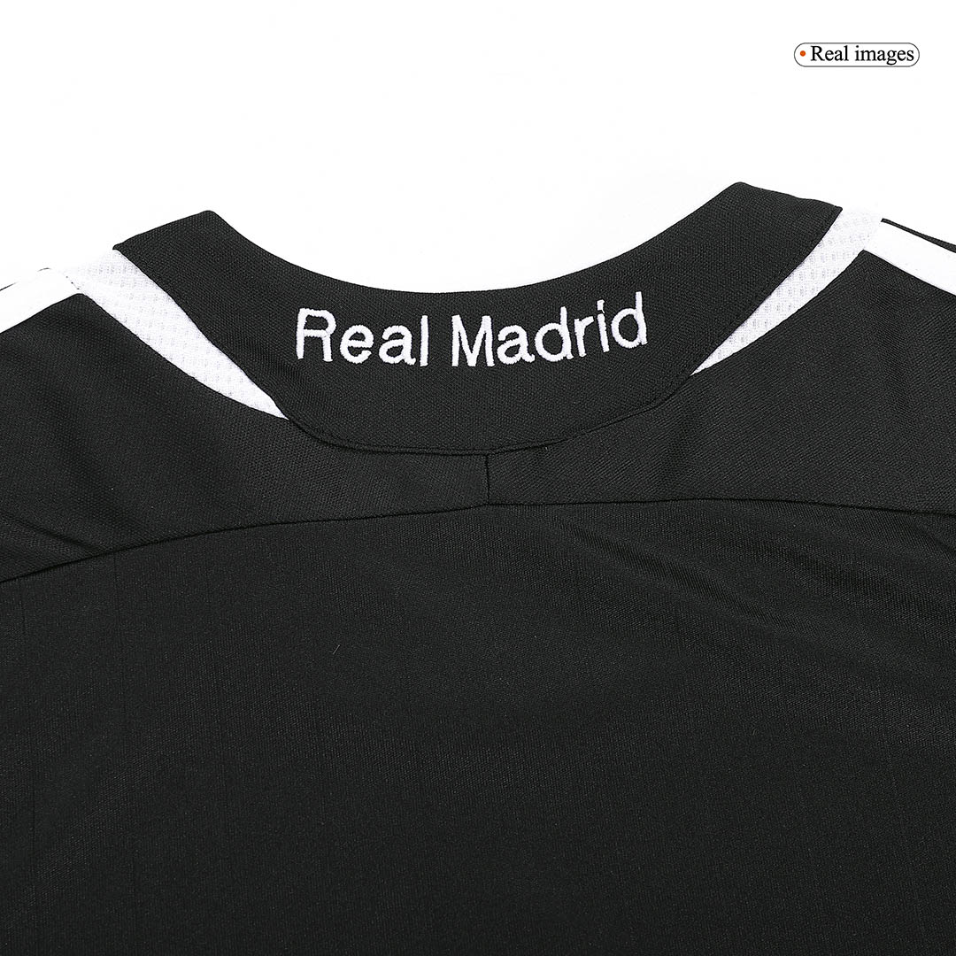Vintage Soccer Jersey SERGIO RAMOS #4 Real Madrid Away 2006/07