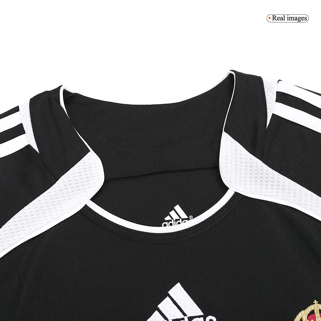 Vintage Soccer Jersey SERGIO RAMOS #4 Real Madrid Away 2006/07