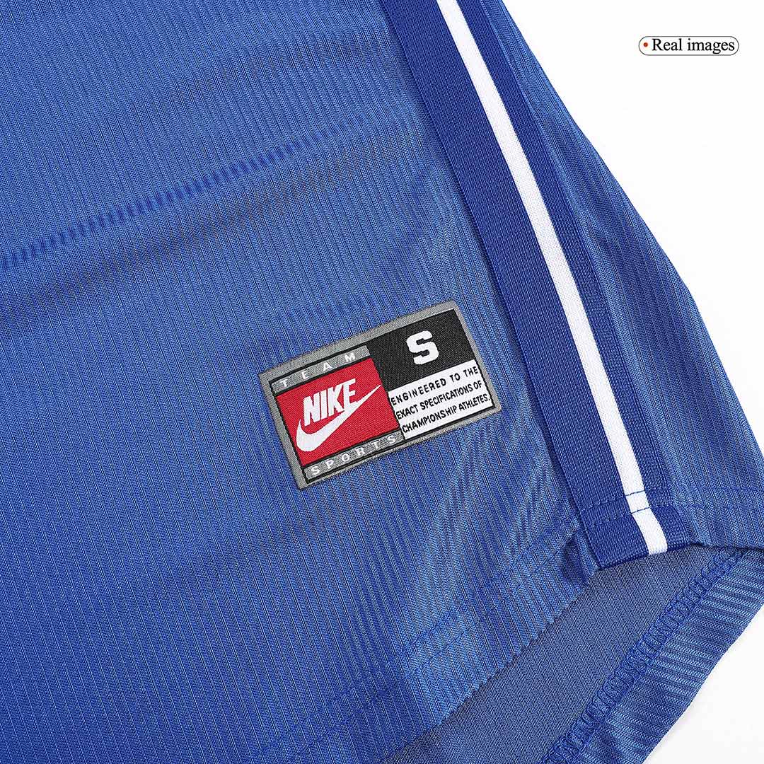 Vintage Soccer Jersey BAGGIO R. #18 Italy Home 1998
