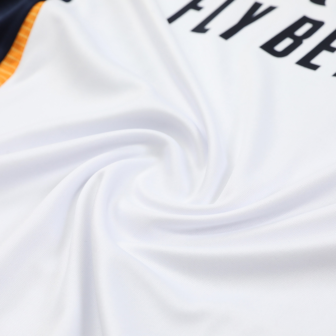 Real Madrid Pre-Match Soccer Jersey 2024/25 White